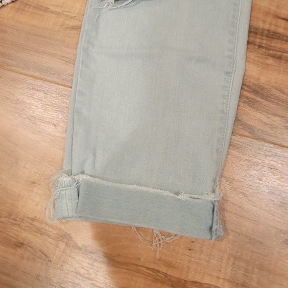 Universal Thread, light green, cropped jean (ankle) , size 14/32R - Picture 3 of 4